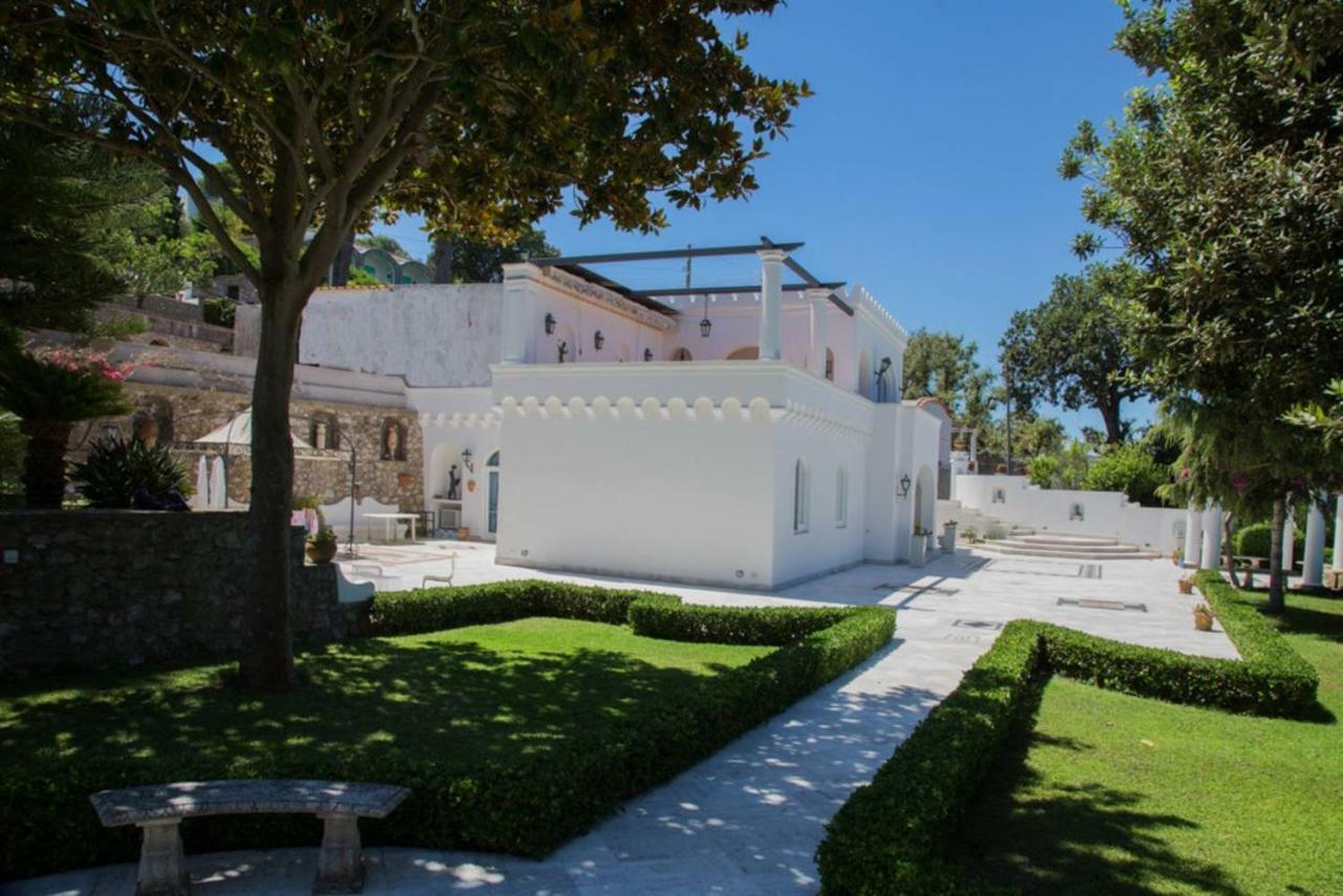 La Casa Dei Merli كابري المظهر الخارجي الصورة