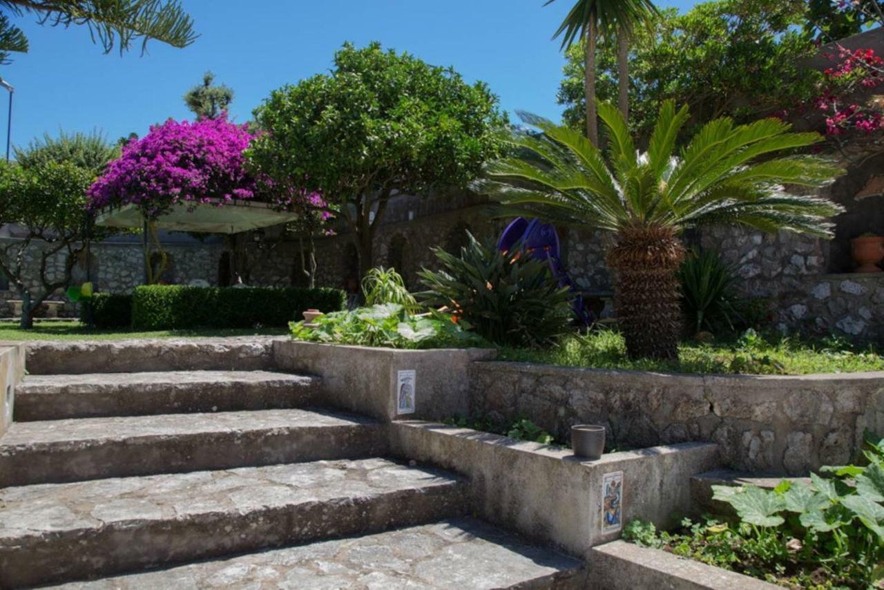 La Casa Dei Merli كابري المظهر الخارجي الصورة